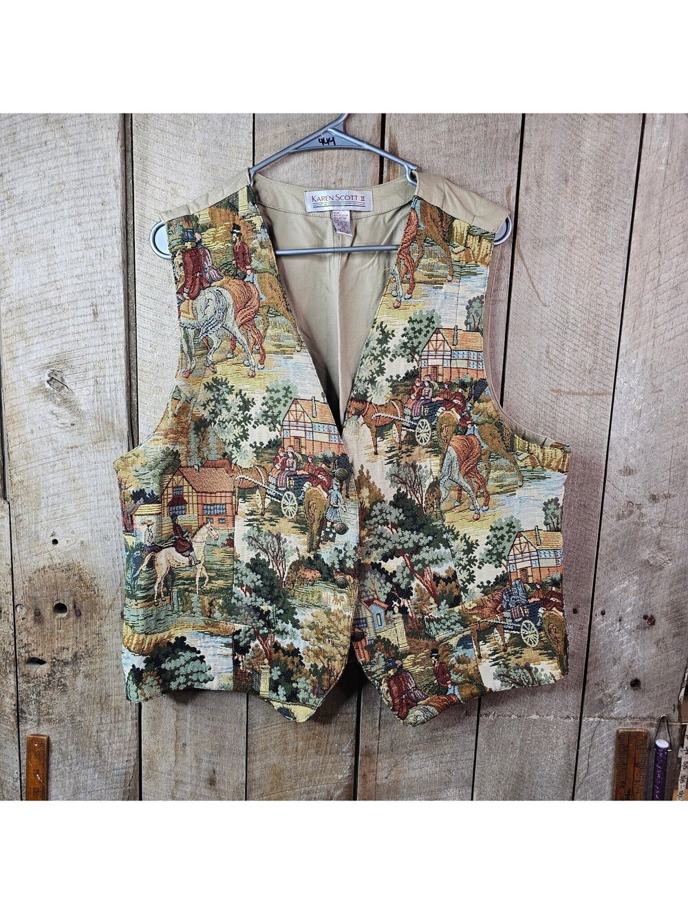 Karen Scott II Women's Tapestry Vest Size 2X Equestrian Horse Scene Tan Back